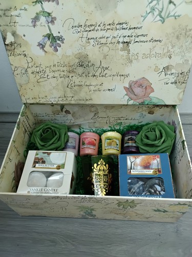 Yankee candle gift box - gift,