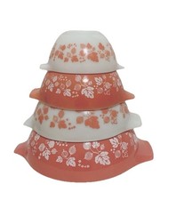 PYREX  Pink Gooseberry