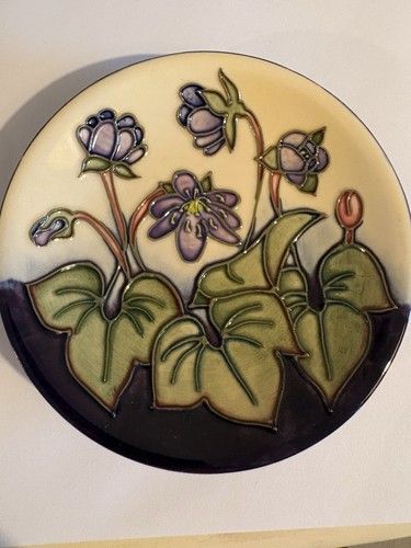 Moorcroft pottery pin - moorcroft,