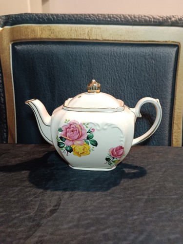 Vintage sadler tea pot - sadler, made