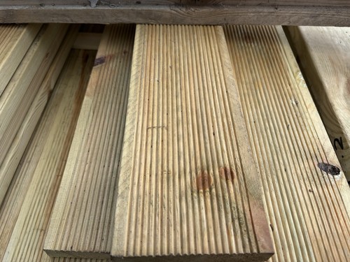 European decking 90 a - £1.90,