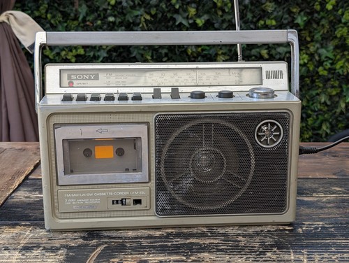 Vintage sony portable - sony, /