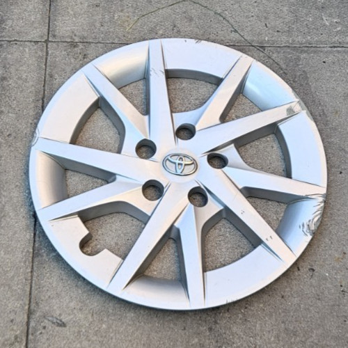 Genuine toyota prius - genuine,
