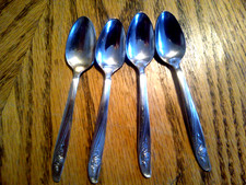 LOVELY SET OF 4 TEASPOONS FROM