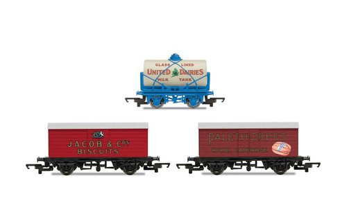 Hornby r6991 retro wagons - oo,