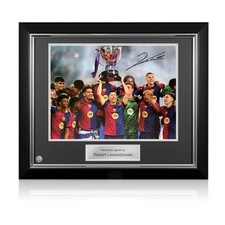Robert Lewandowski Signed