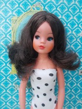 Gorgeous rare 1975 Pretty Pose