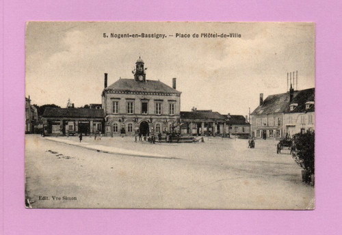 Nogent bassigny place de - en,