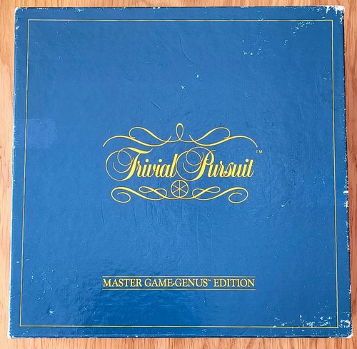 Trivial pursuit master - pursuit, board