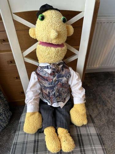 Large retro ventriloquist - large,