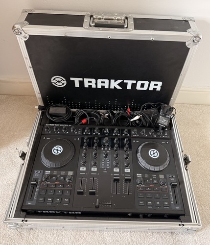 Traktor kontrol keyboard dj - kontrol,