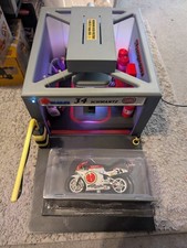 1:18 scale iluminated Classic