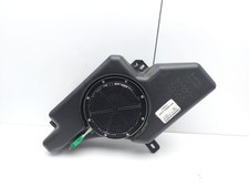 REAR SUBWOOFER SPEAKER