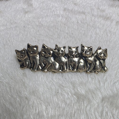 Vintage retro gold colored cat - gold,