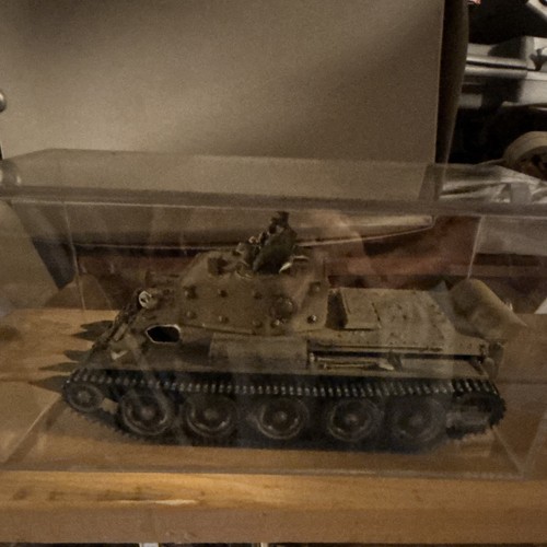 Diecast military tank model - military,