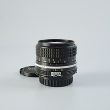 EXCELLENT Nikon NIKKOR 24mm F/2.8 Ai Prime Lens