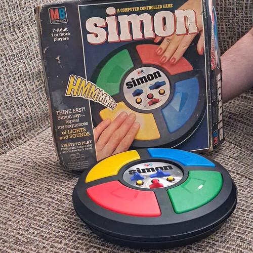 Simon says battery - simon,
