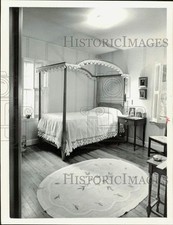 1965 Press Photo An antique canopy bed in the Braswells home - lrb10585