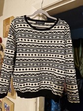 Sugarhill Boutique Black Off White With Silver Thread Jumper Size 16 (A4)