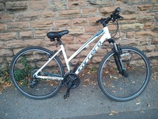 Carrera Crossfire Ladies Hybrid Touring Commuter Bike VGC