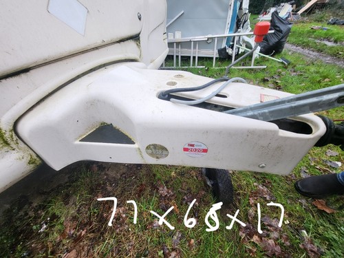 Caravan frame hitch - caravan,