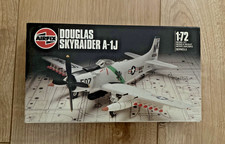 L283 Airfix Model Kit 02030 - Douglas Skyraider A-1J - 1/72