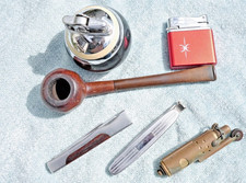 Tobacciana Smoking