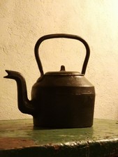 Rare 19th Century Antique Swain Cast Iron 3 pints British Railway Kettle