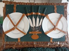 Marks And Spencer Vintage 4 Person Picnic hamper Complete With Blanket