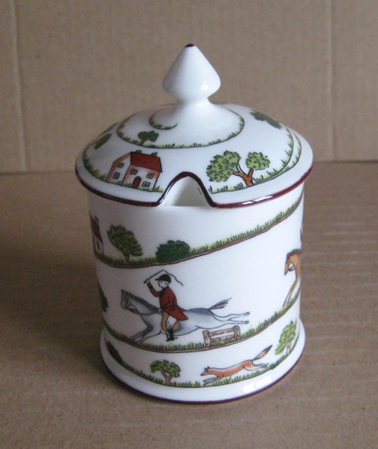 Coalport hunting scene bone - hunting,