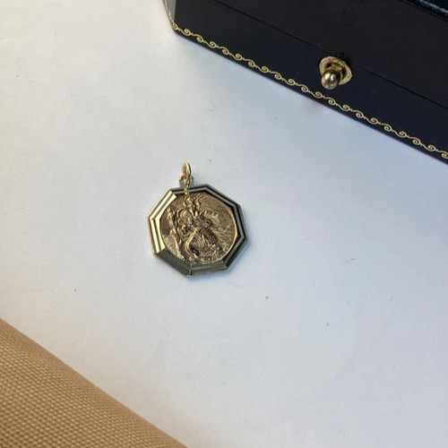 9ct yellow gold christopher - gold, st