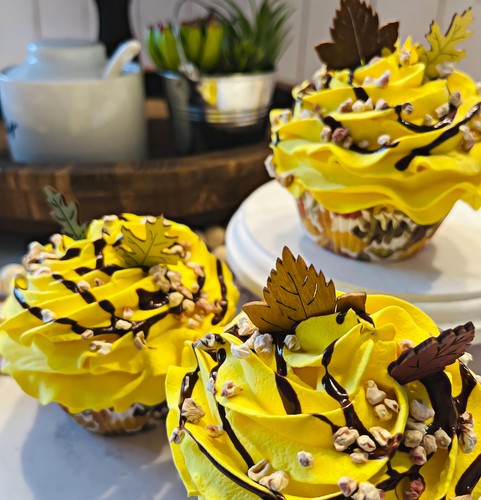 Dezicakes fake cupcakes - fake,
