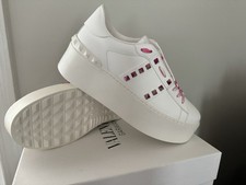 Size 11 - Valentino Rockstud