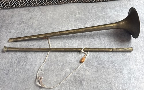 Vintage brass hunting horn - brass,