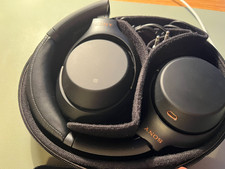Sony WH-1000XM3 Wireless Over the Ear Headphones - Black-  in zip case