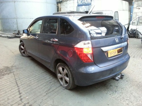 Honda frv petrol vtec - honda,