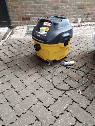 Dewalt 110v dwv901l vacume - dewalt,