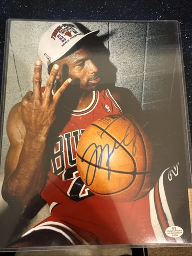 Michael jordan signed - michael,