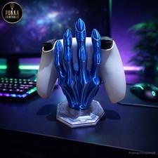 Alien Hand PS5 Controller