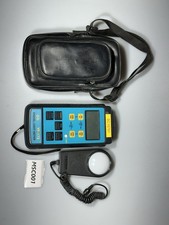 TENMARS YF-172 Digital Lux Meter Illuminometer Light Meter Inc 30 Day Guarantee