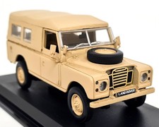 Atlas 1/43 - Land Rover Defender Sand Diecast Scale Model Car