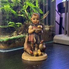 Hummel "Feeding Time" Goebel