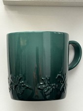 le Creuset Holly Relief Mug 0.35l - green
