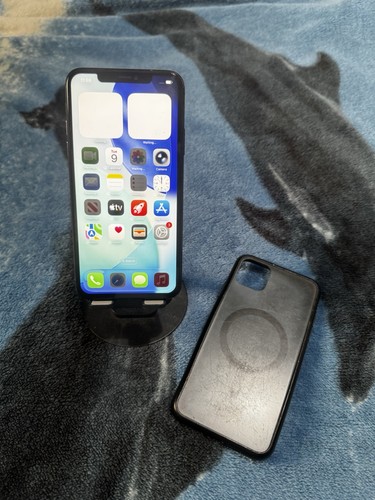 Apple iphone pro - apple, max