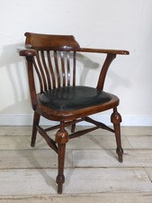 Smoker's Leather Seated