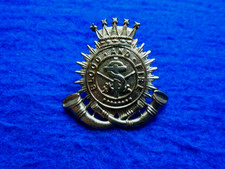 THE SALVATION ARMY BLOOD AND FIRE GILDING METAL BANDSMAN CAP BADGE