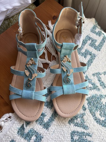 Woman joe browns sandles - woman’s,