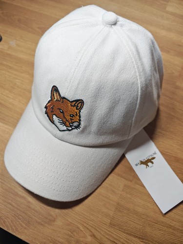Maison kitsune cap hat white - kitsune,