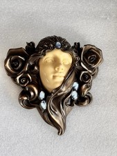 Vintage Art Nouveau Elegant