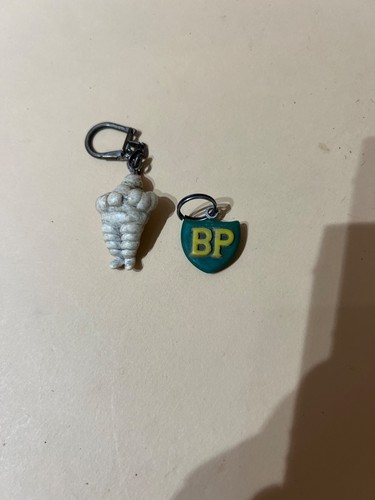 Vintage key rings petrol - vintage,